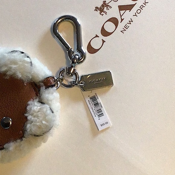 HP🎉COACH FURRY BEAR SHEARLING CHAIN CLIP🎉HOST PICK/TOTAL TRENDSETTER 🎉 - Picture 6 of 6